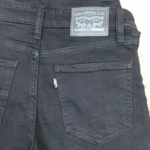 Levi’s Black Skinny‎ Overalls. - Picture 8 of 12